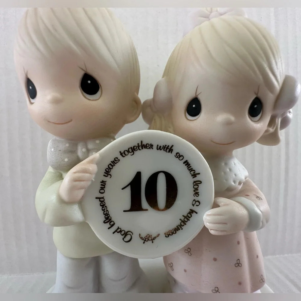 Precious Moments 10th Anniversary Cake Topper - Cream and Pink - Picture 11 of 16